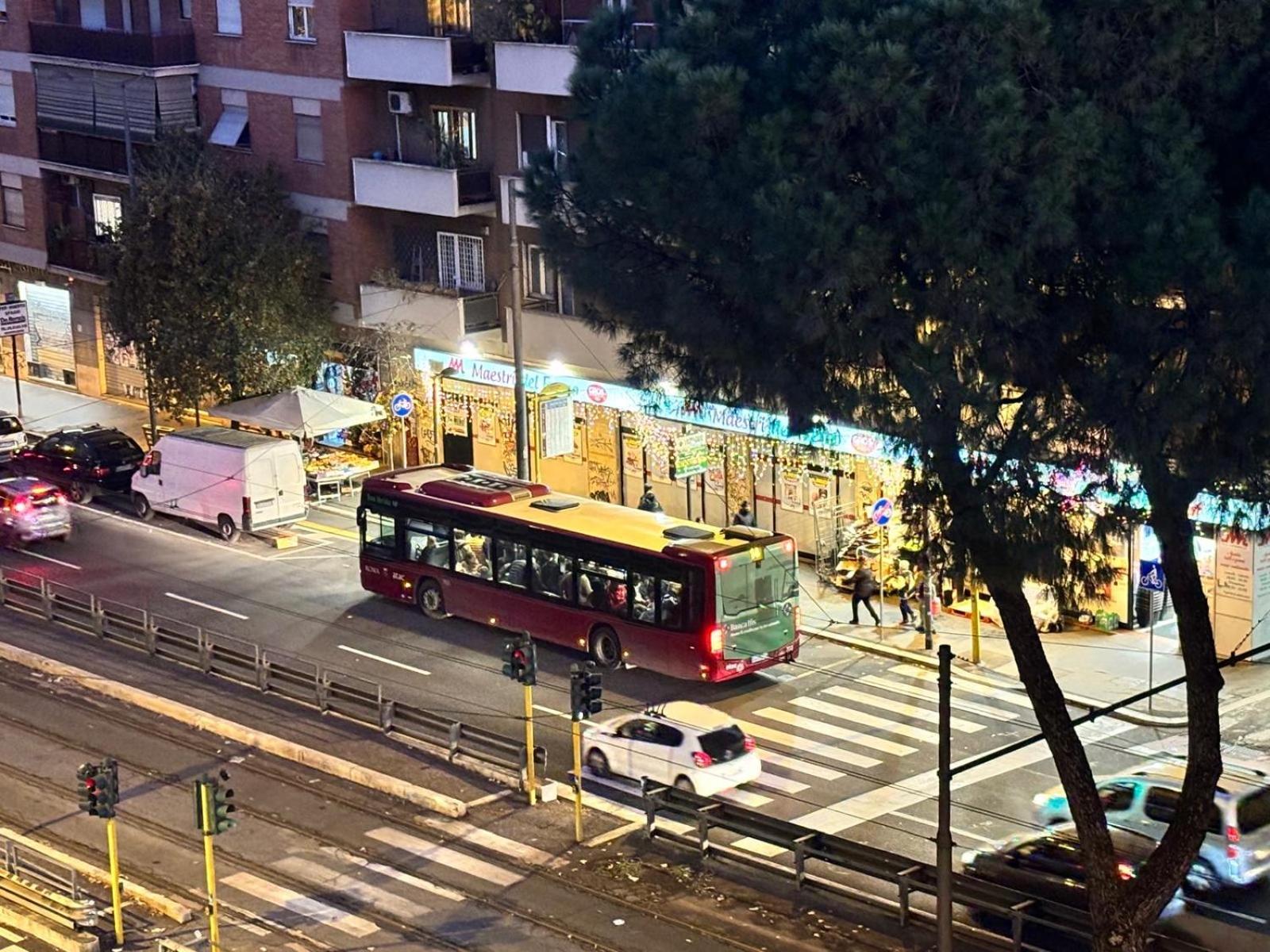 Hotel Roma Elena Extérieur photo